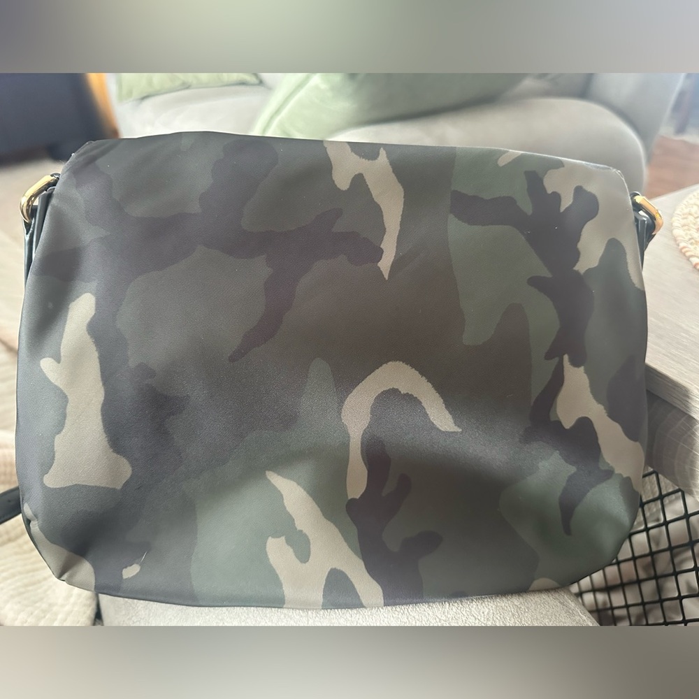 Marc Jacobs Black and Gray Camouflage Purse - Picture 2 of 5
